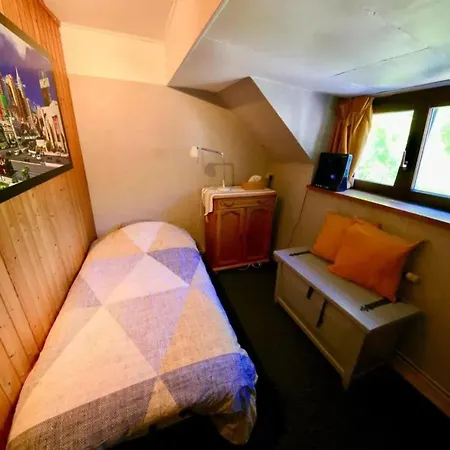 Family Home In Thon, Garden And Terrace 100 M² Hébergement de vacances *