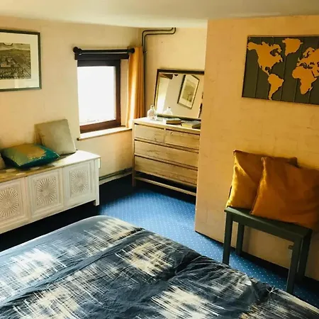 Family Home In Thon, Garden And Terrace 100 M²