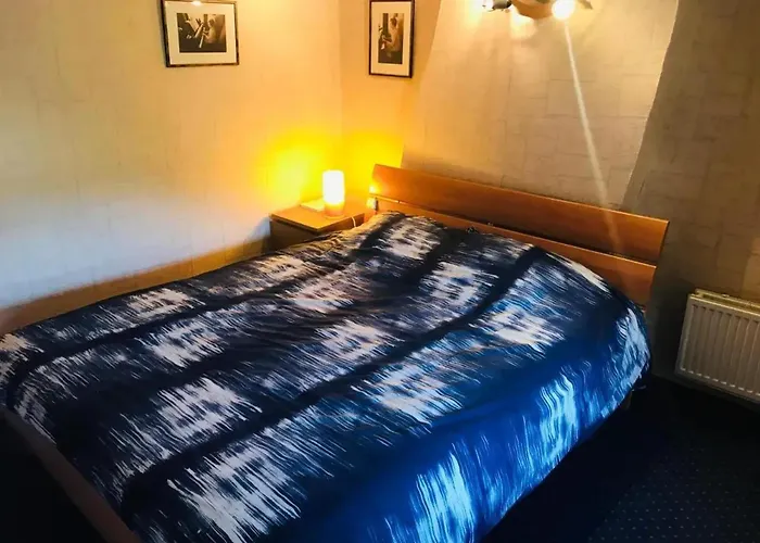 Family Home In Thon, Garden And Terrace 100 M²