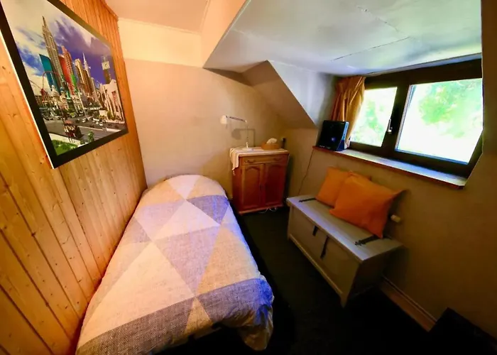 Family Home In Thon, Garden And Terrace 100 M² Vakantiehuis *