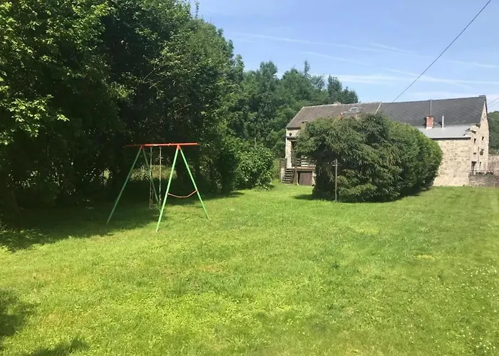 Vakantiehuis Family Home In Thon, Garden And Terrace 100 M² Nameche