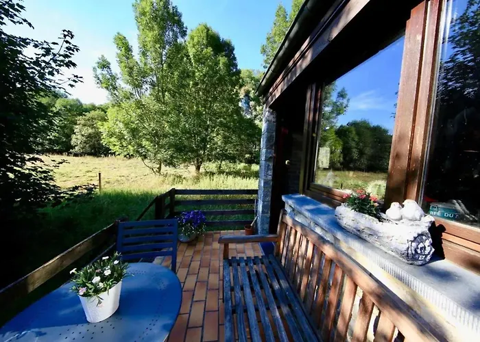 Family Home In Thon, Garden And Terrace 100 M² * Nameche